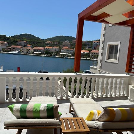 Apartmani Sali Seaview Bagian luar foto