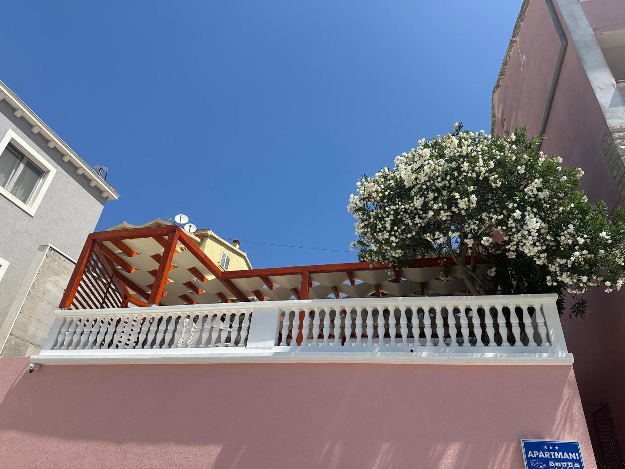 Apartmani Sali Seaview Bagian luar foto