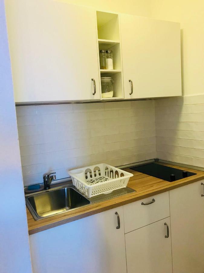 Apartmani Sali Seaview Bagian luar foto