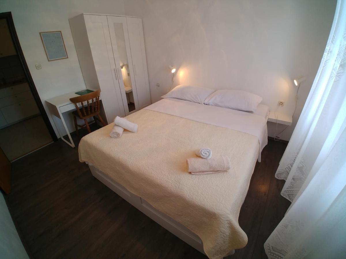 Apartmani Sali Seaview Bagian luar foto